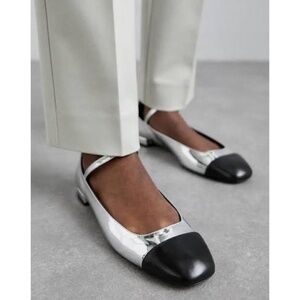 New Stuart Weitzman Eden Cross Strap Ballet Flat Sz 7